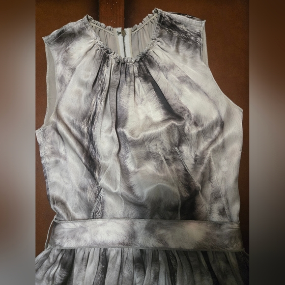 Dolce & Gabbana Satin Silk Feather Print Gray Midi Dress - Picture 6 of 16